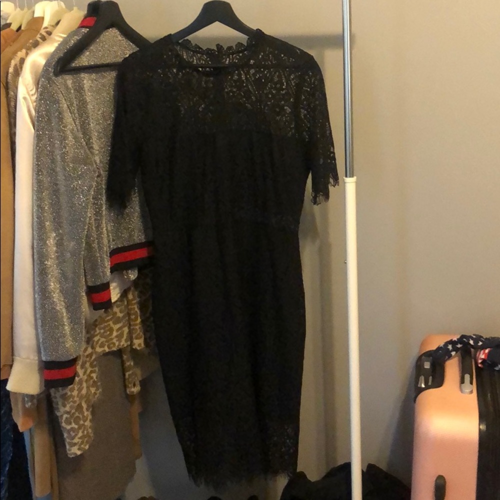 Lulu's Black Lace Midi Dress